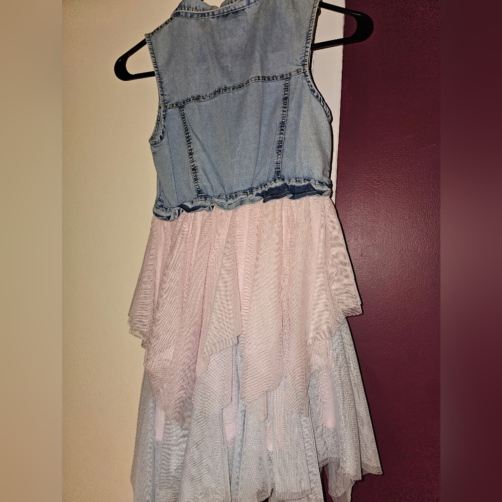 Girls dress - Picture 2 of 2